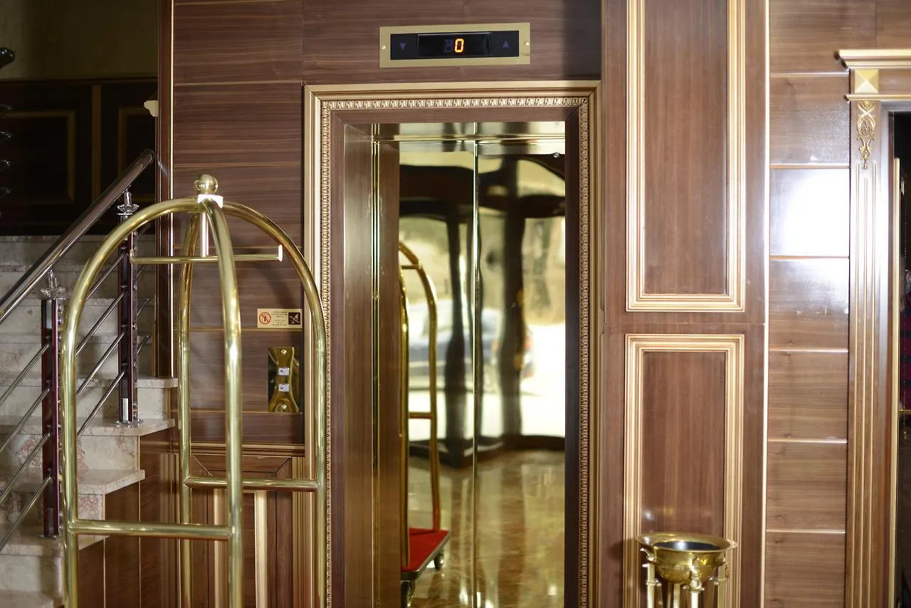 Joyy Hotel & Spa Bakoe